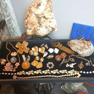 Antique fashion Lot